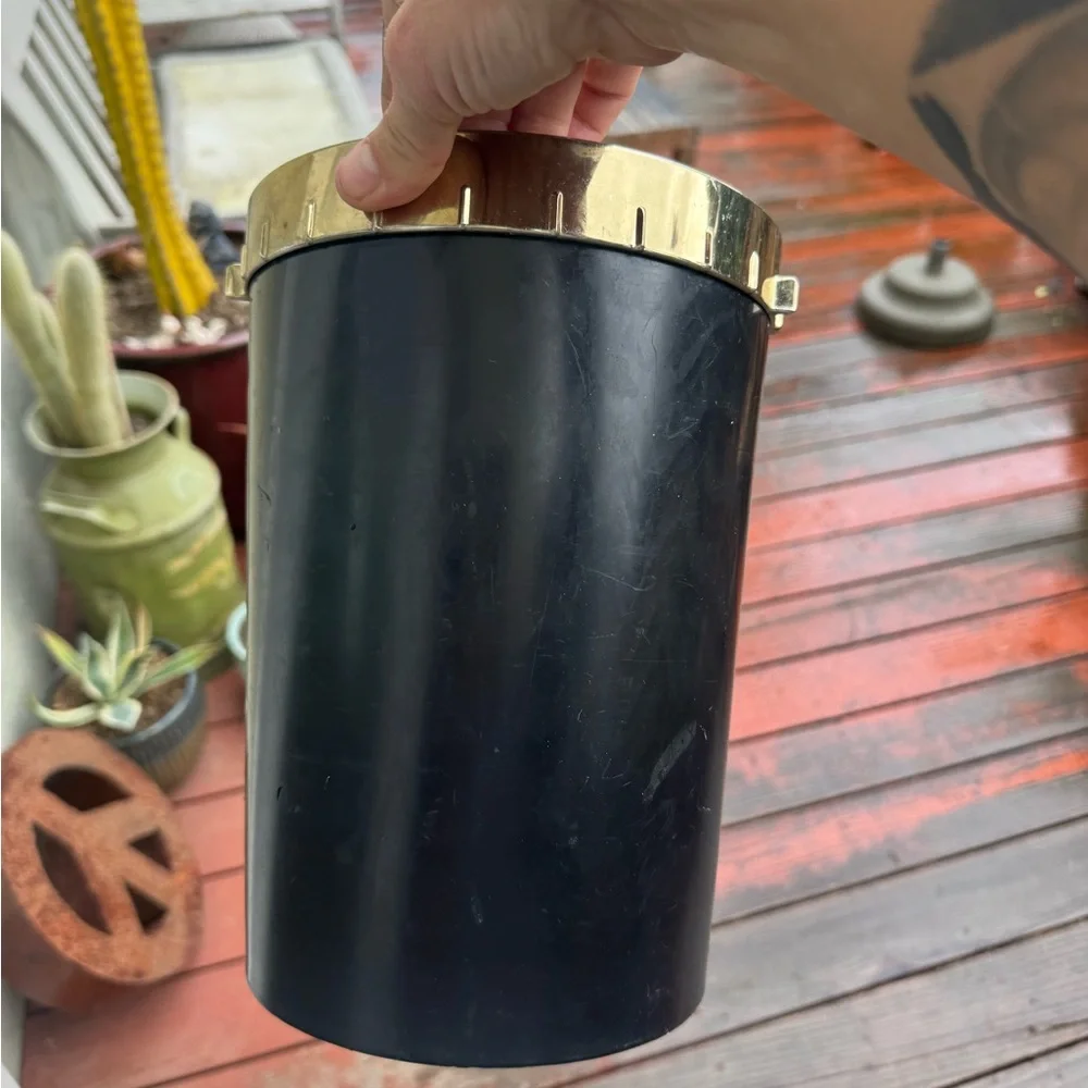 PLAS-TEX VINTAGE MID CENTURY MODERN ATOMIC BLACK ICE BUCKET BARWARE